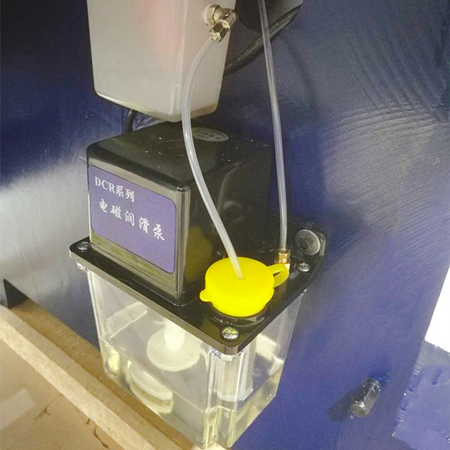 Máquina de doble sistema TK-252SC 